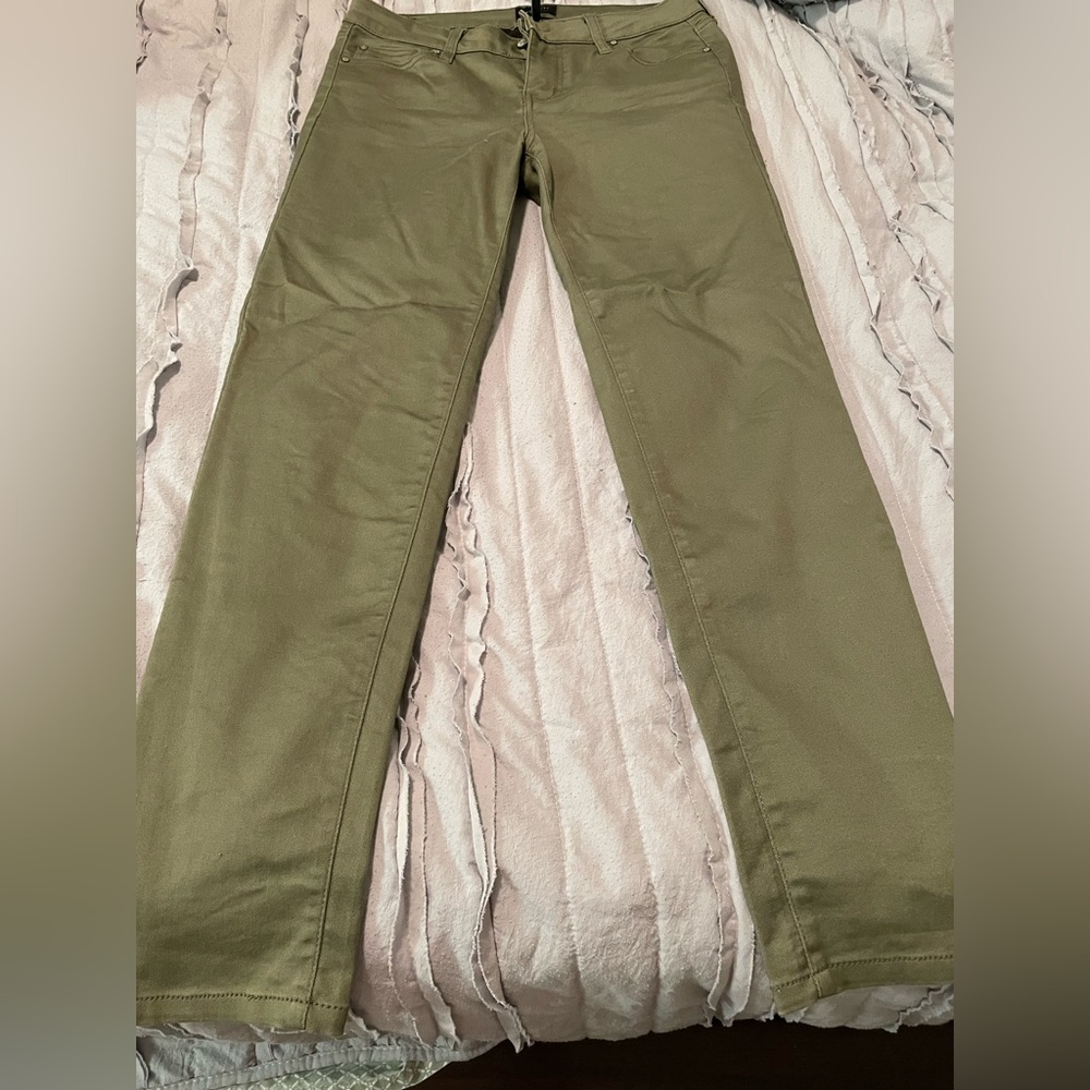 Celebrity pink pants